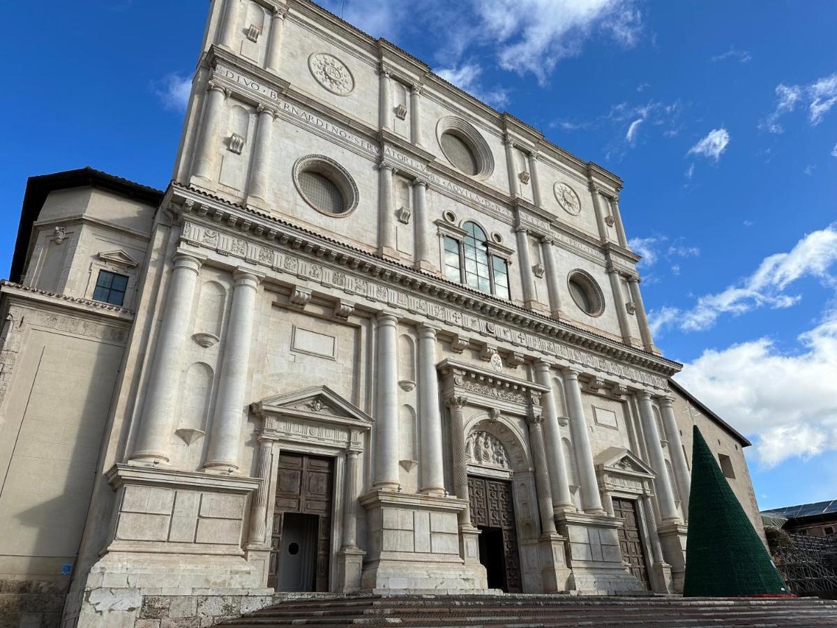Dimora Del Sole - Intero Appartamento LʼAquila Exterior foto